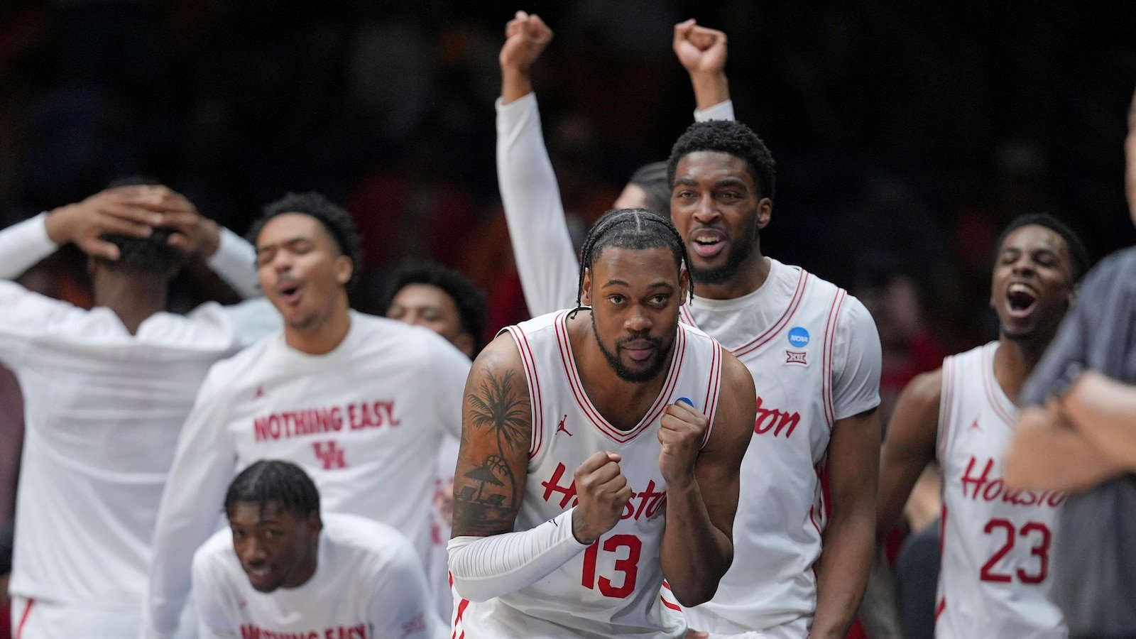 Houston's defense carries Cougars into 7th Final Four with 69-50 March Madness win over Tennessee