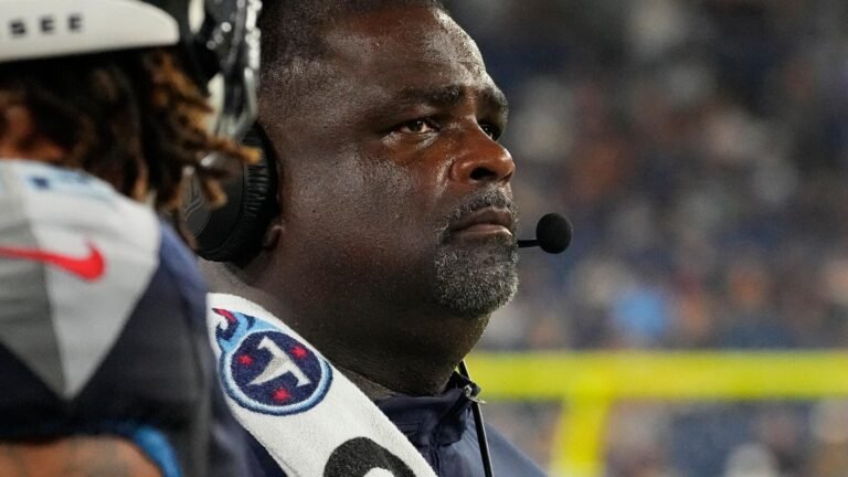 Patriots defensive coordinator Terrell Williams misses 1st day of rookie minicamp with medical issue